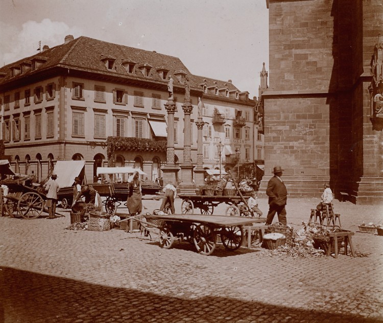 Münsterplatz 01