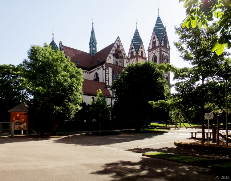 Herz-Jesu Kirche Rückansicht