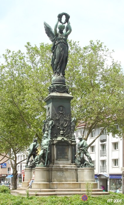 Siegesdenkmal h1